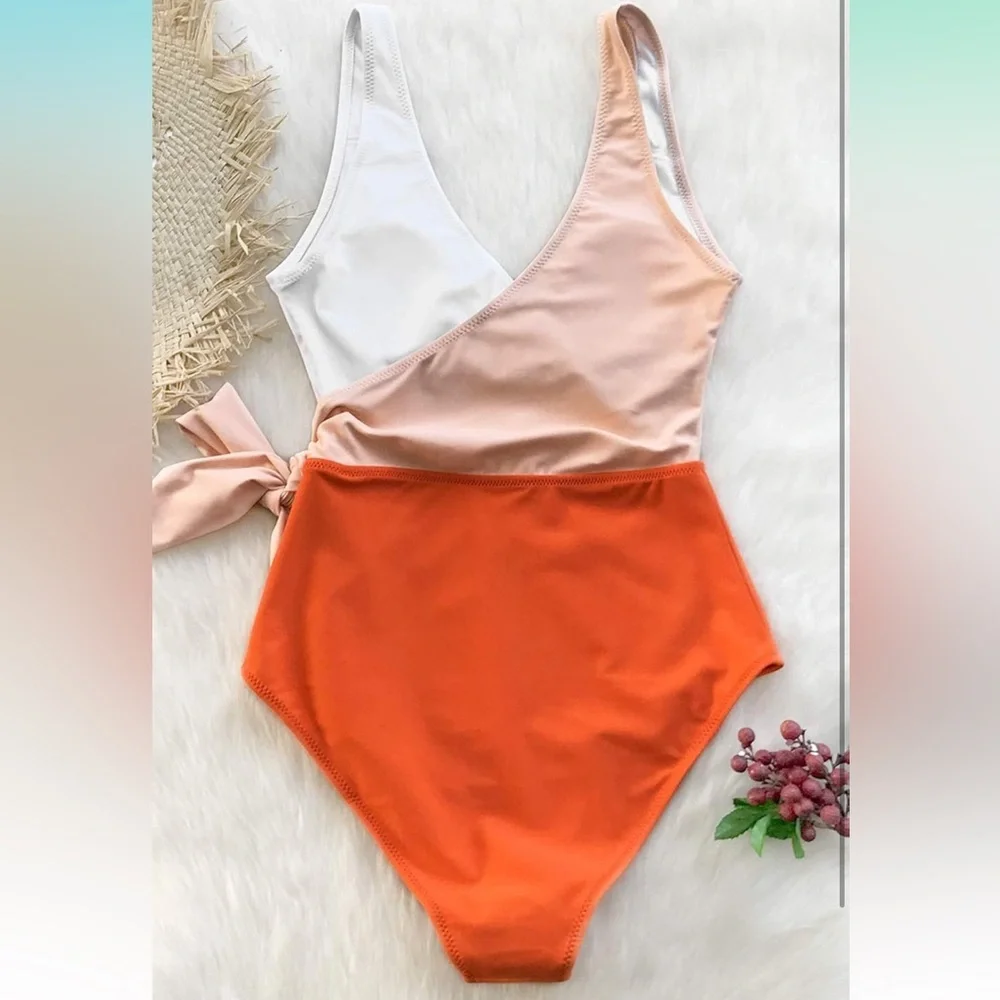 CUPSHE Women's One Piece Swimsuit Wrap Color Block Tie‎ Side Bathing Suit